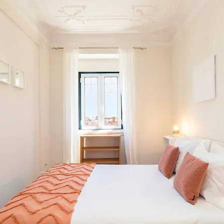 Spacious Near Saldanha Apartment *
