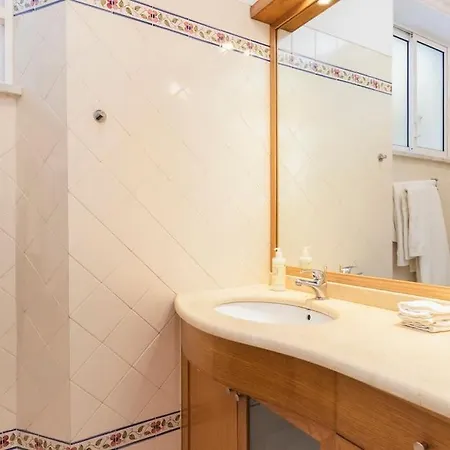 Spacious Near Saldanha Appartement *