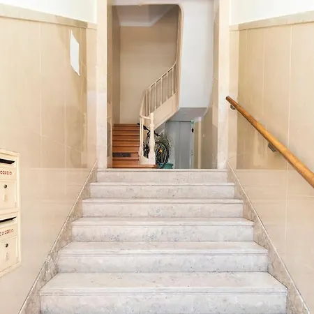 Spacious Near Saldanha Apartment Lisbon