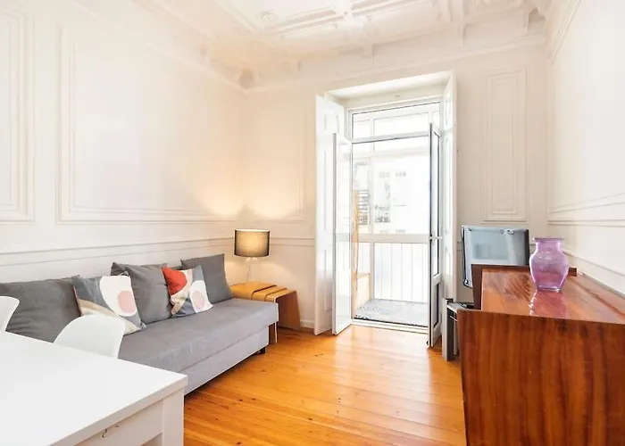 Spacious Near Saldanha Apartment