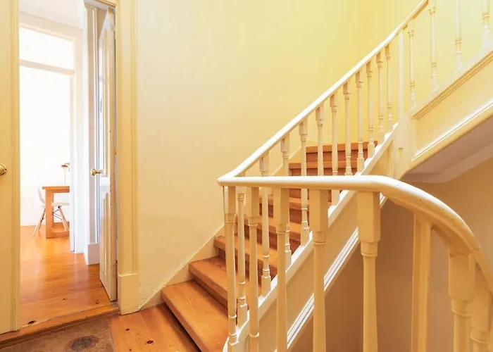 Spacious Near Saldanha Lisboa